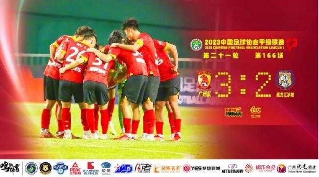 莫非辰儿练了武道？韩光耀认真道：老爷，我觉得就算是武道高手，也未必有少爷这等能耐，常人会粉身碎骨的高度，对少爷来说，完全是易如反掌啊。
